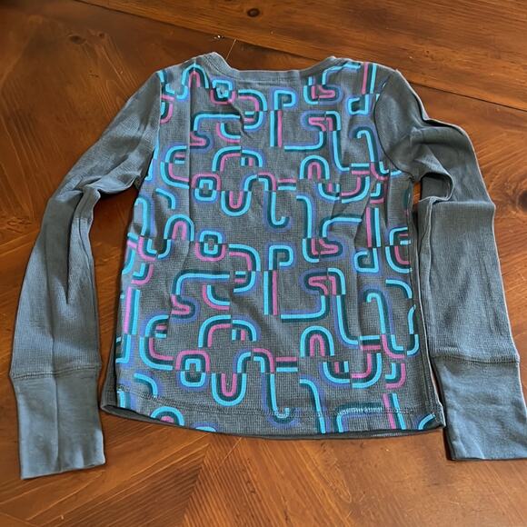 Girls 6X Sideout Gray Knit Top Waffle Knit Long Sleeves Thumb Holes Y2K - Picture 3 of 7